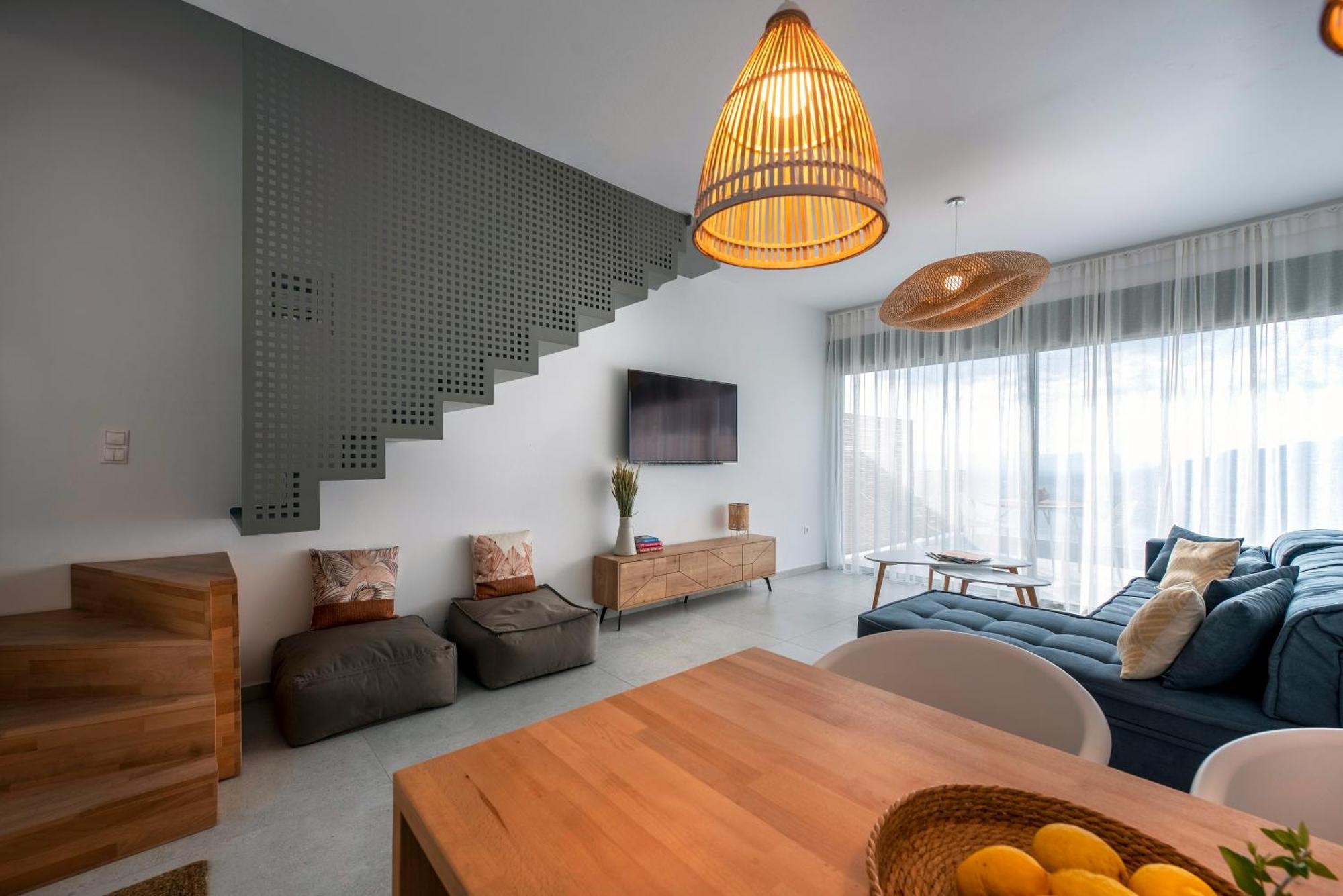 Lithos Retreat 2 Apartment Kalamata Exterior photo